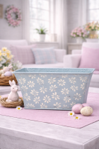 Pastel spring details on a pink table