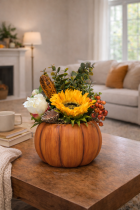 Automne dans un vase de citrouille