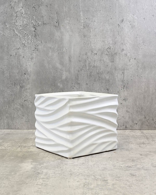 White Wave Porcelain Container 6.25" x 5.25"