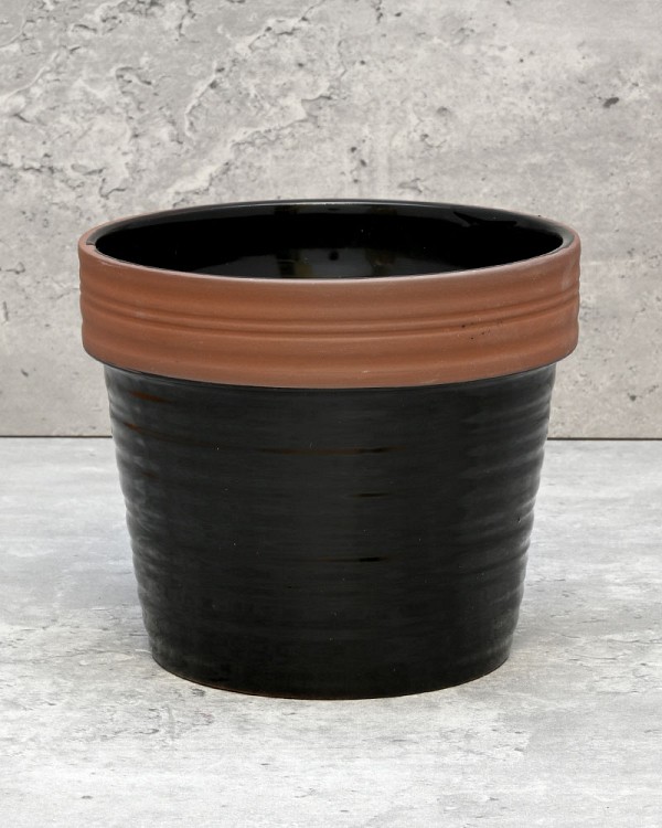 Garden Planter - Black 4"H