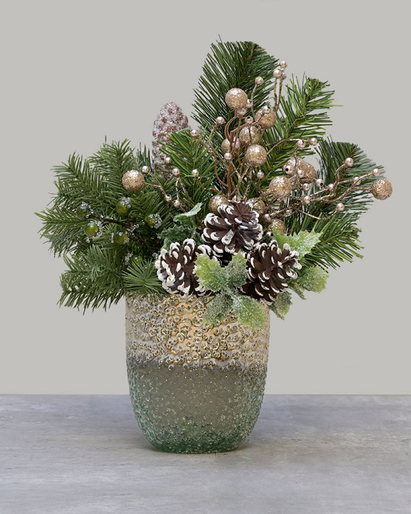 Golden Holiday Cheer